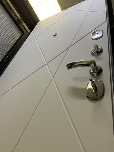 Эталон X-26 МДФ Серый камень - Белый софт фото 10